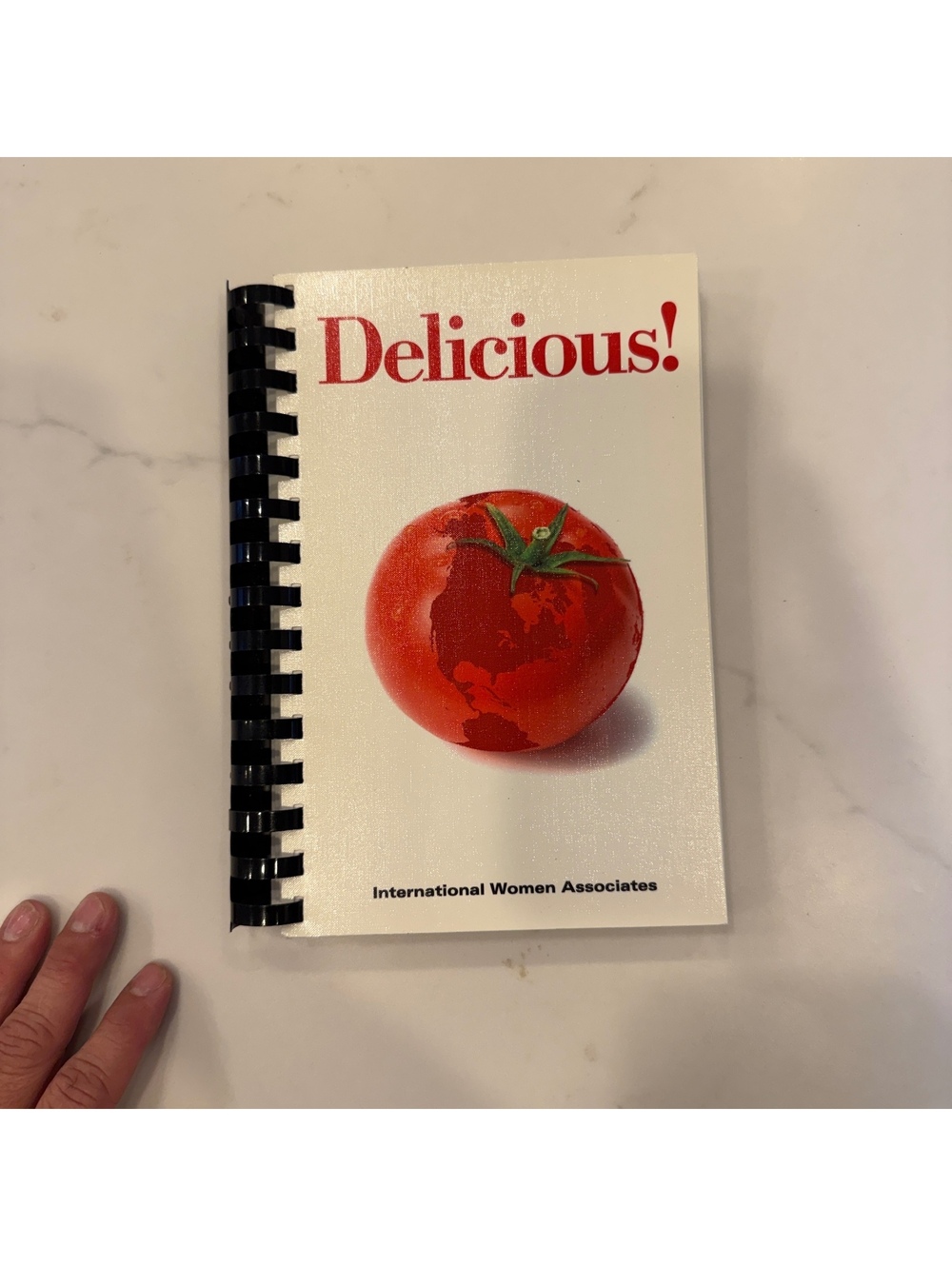 Delicious! Cookbook - A Collection of Recipes by International Women Associates,